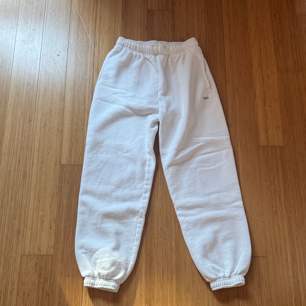 Aritzia TNA Sweatfleece Cozy Fleece white